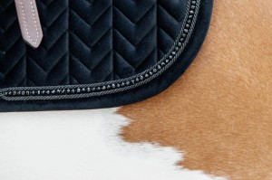 Kentucky czaprak Velvet Pearls - Black